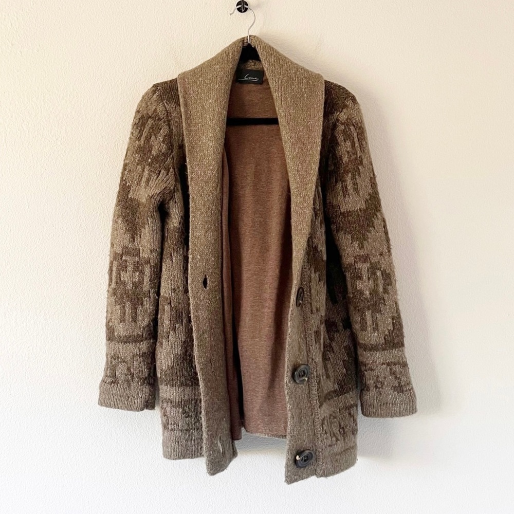 Line Oversized Cardigan Sweater